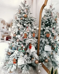 Sneklædt juletræ TOMICHI 210 cm Hvid