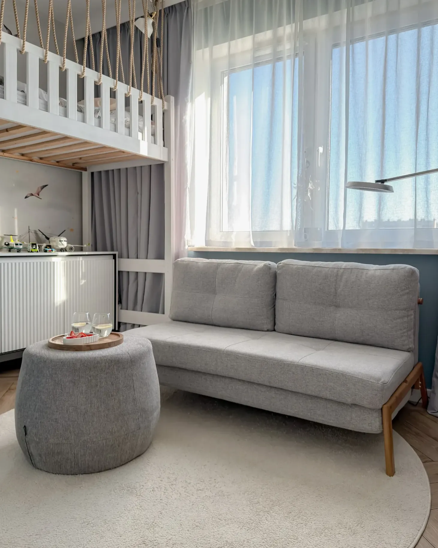 Sovesofa 2 personers EDLAND Lysegrå