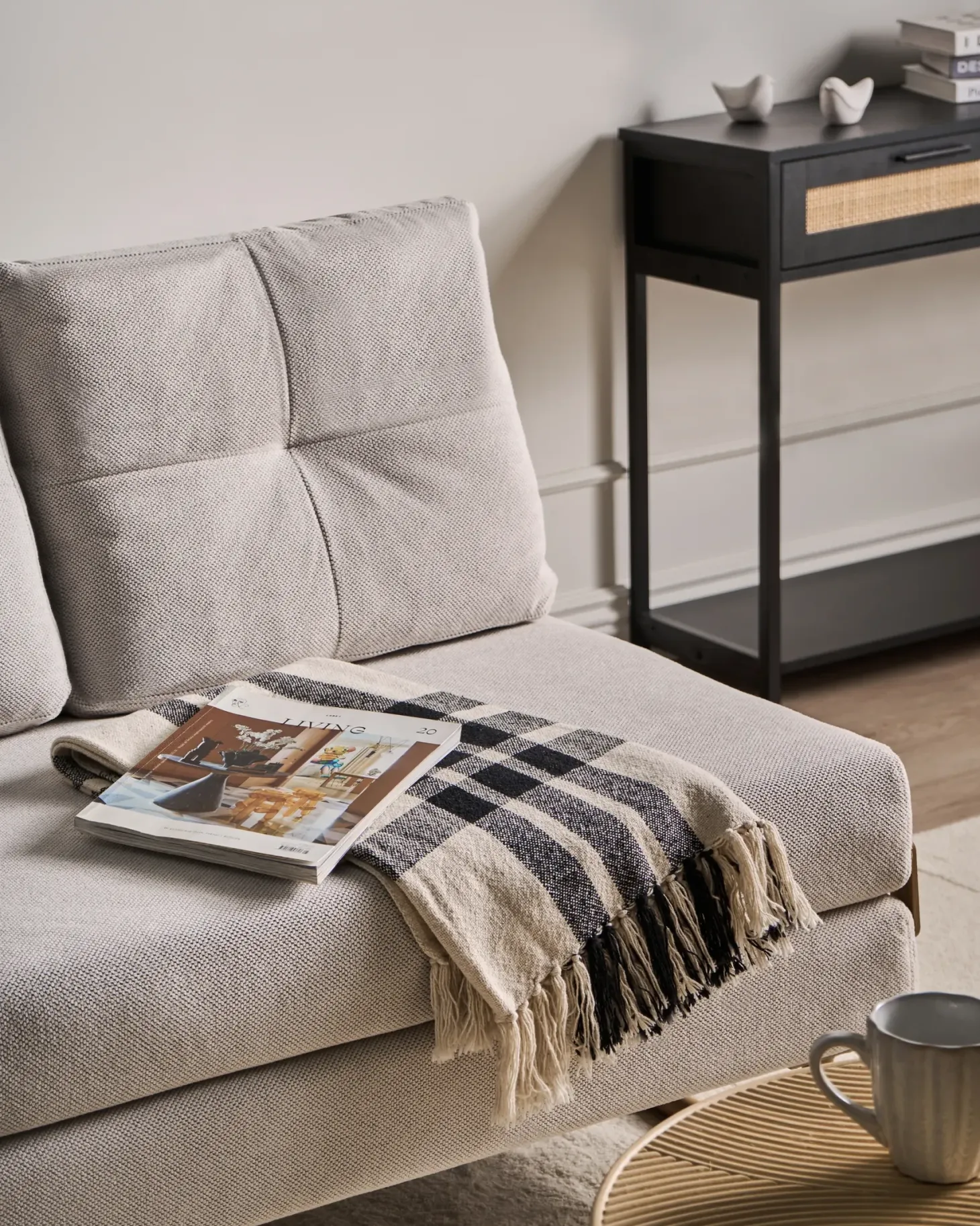 Sovesofa 2 personers JERSLEV Cremehvid