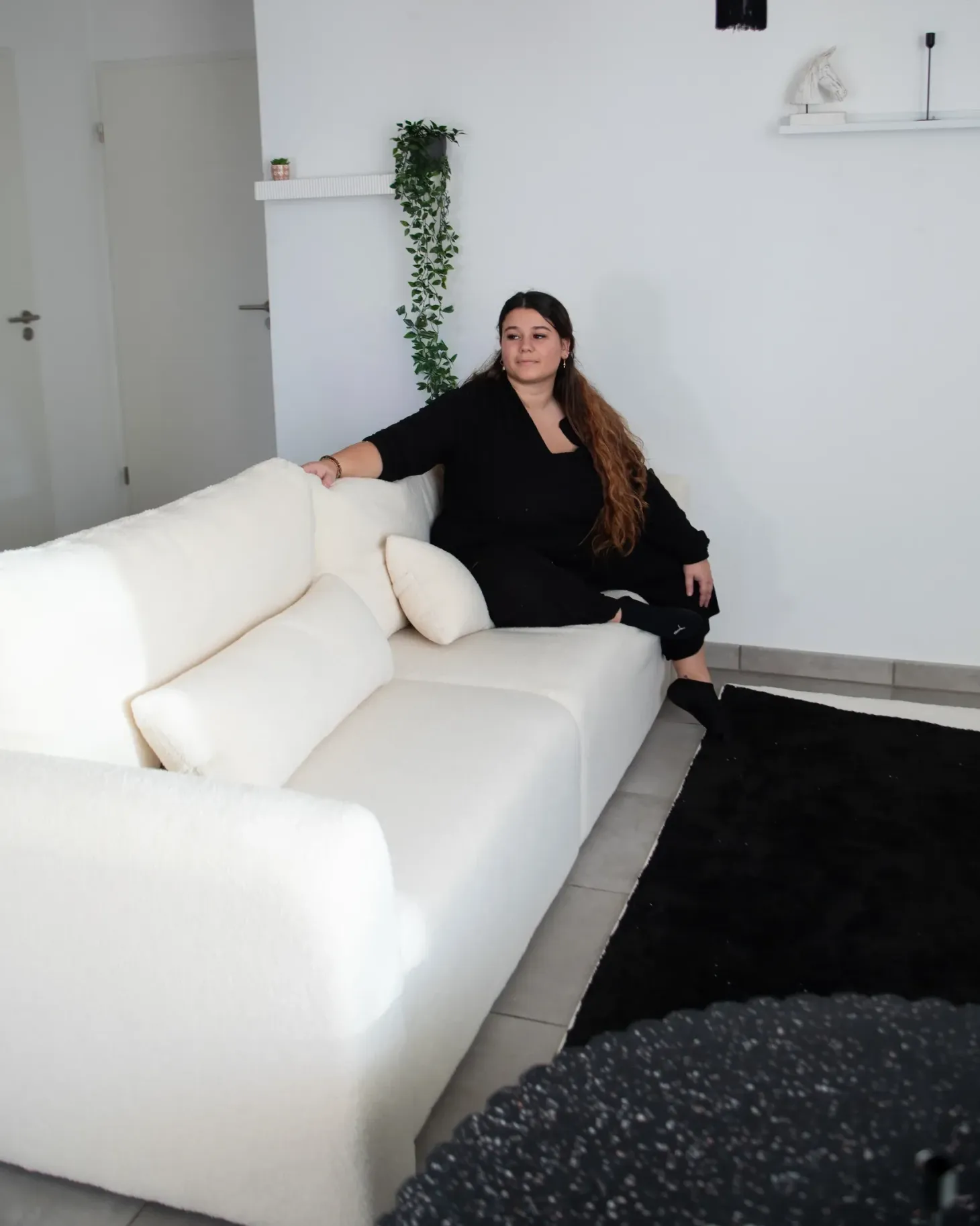 Sovesofa 3 personers VAXHOLM Boucle Cremehvid med opbevaring
