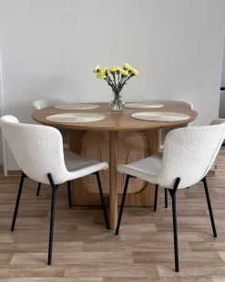 Spisebord KARLO Lysebrun 120 cm 120 cm
