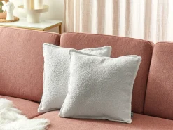 Sæt af 2 pyntepuder SENECIA Boucle 45 x 45 cm Cremehvid Ensfarvet