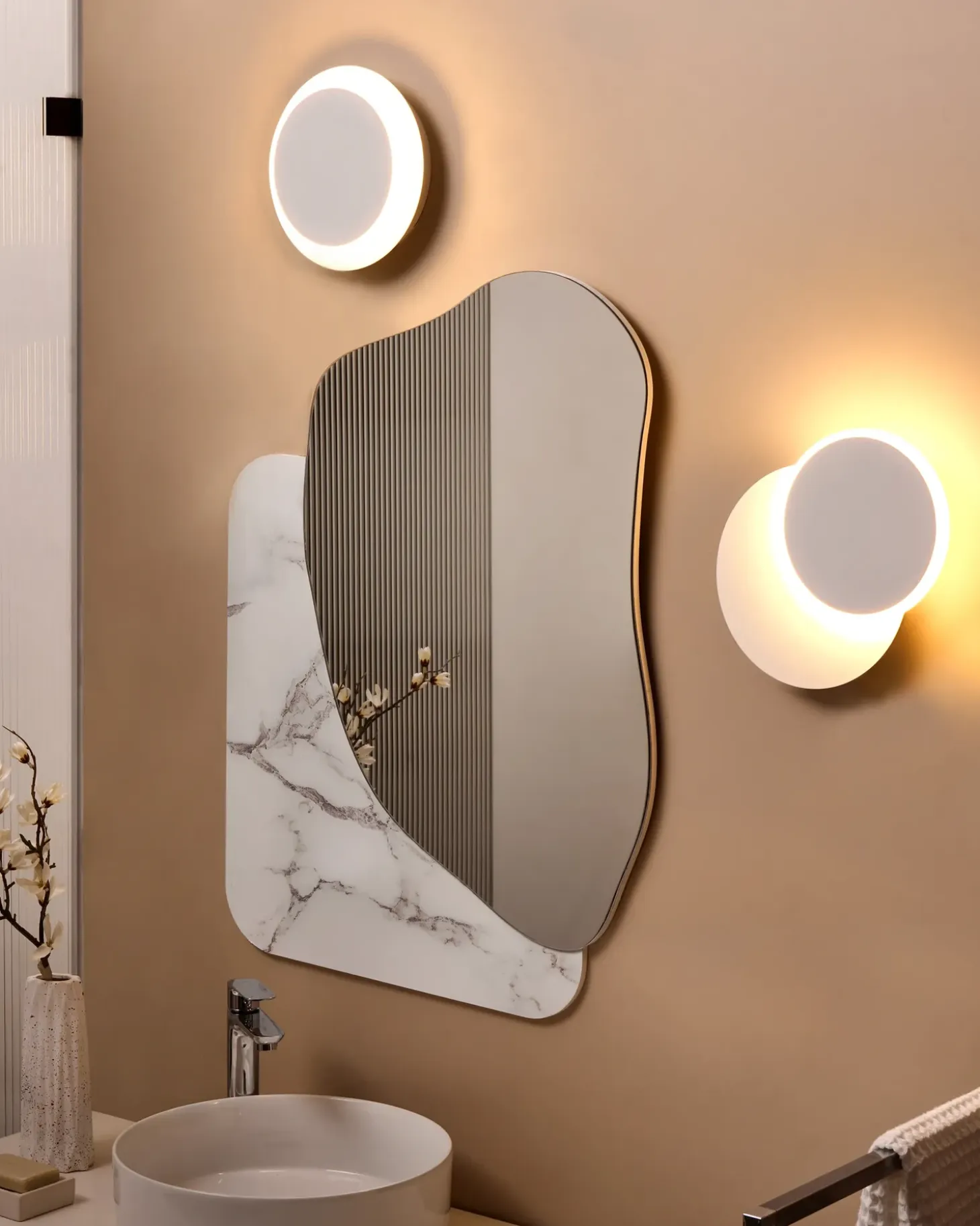 Sæt af 2 væglamper SEMNON Hvid Metal LED