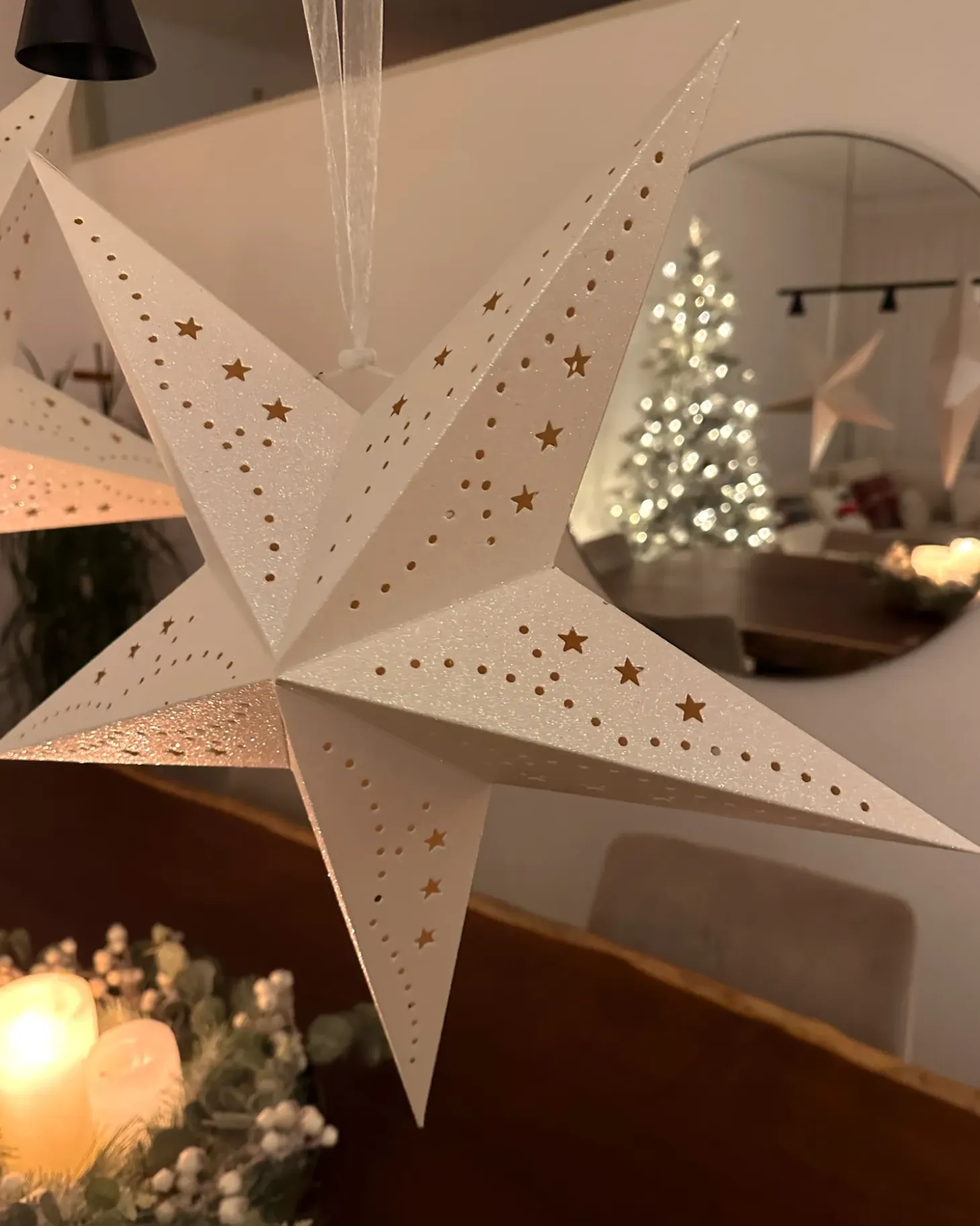 Sæt med 2 hængende dekorationer LED MOTTI Stjerne 45 cm Hvid