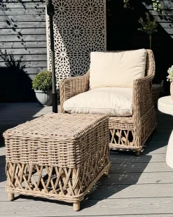 Sæt af 2 havelænestole med hynder RIBOLLA med fodskammel Rattan Naturlig