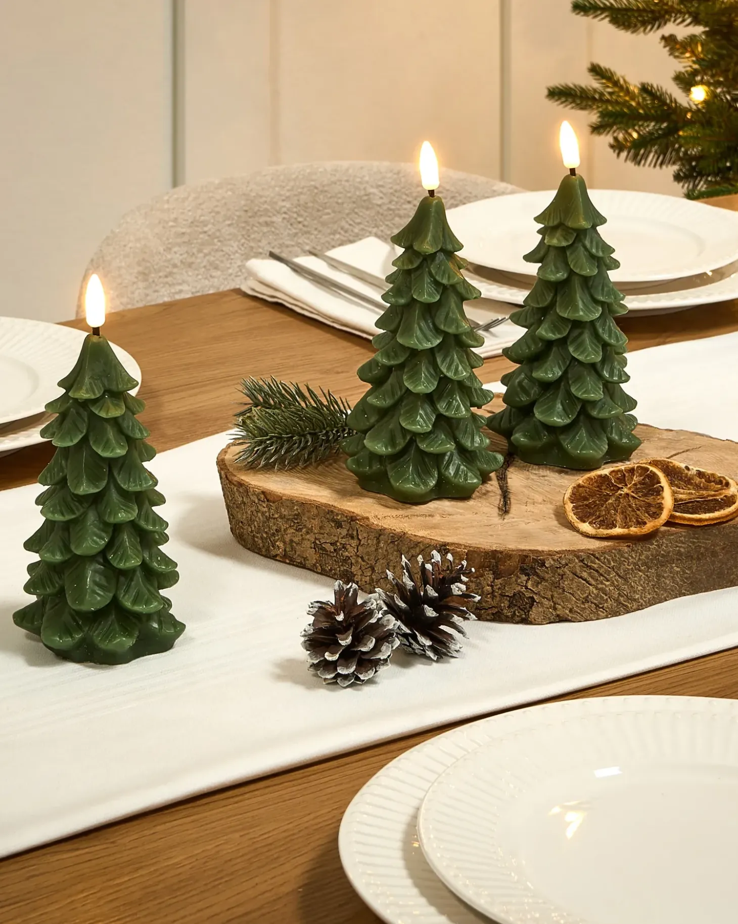 Sæt af 3 LED-stearinlys VELOURA Juletræ 16 cm Grøn