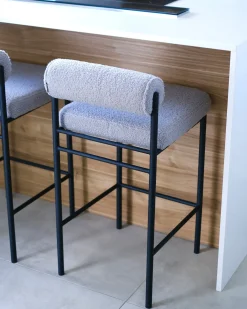 Sæt med 2 barstole AMAYA Boucle Grå