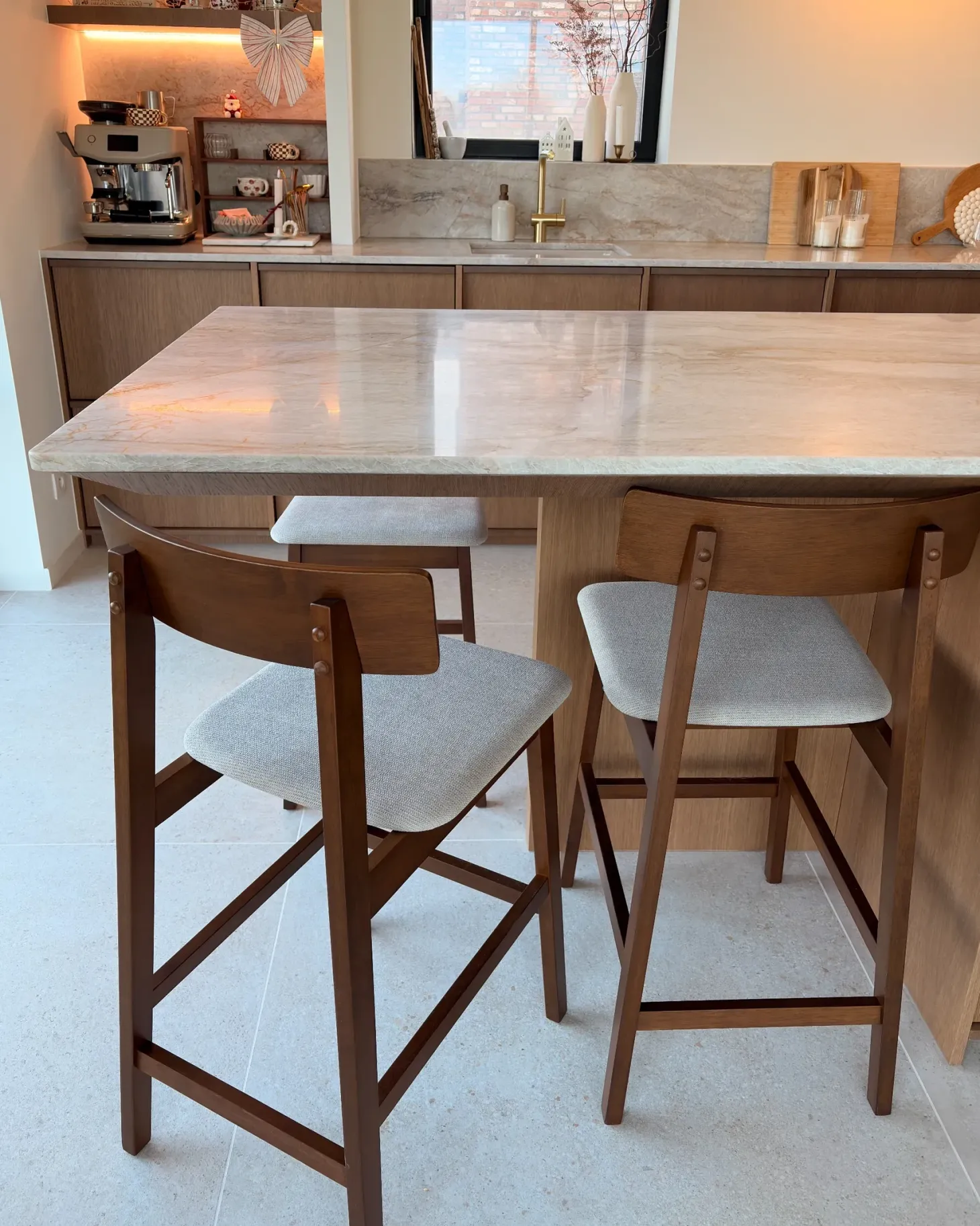 Sæt med 2 barstole ISANTI Træ Mørkebrun/taupe
