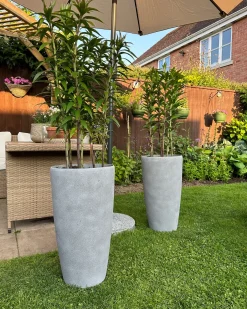 Sæt med 2 plantekrukker ABDERA 31 cm Grå