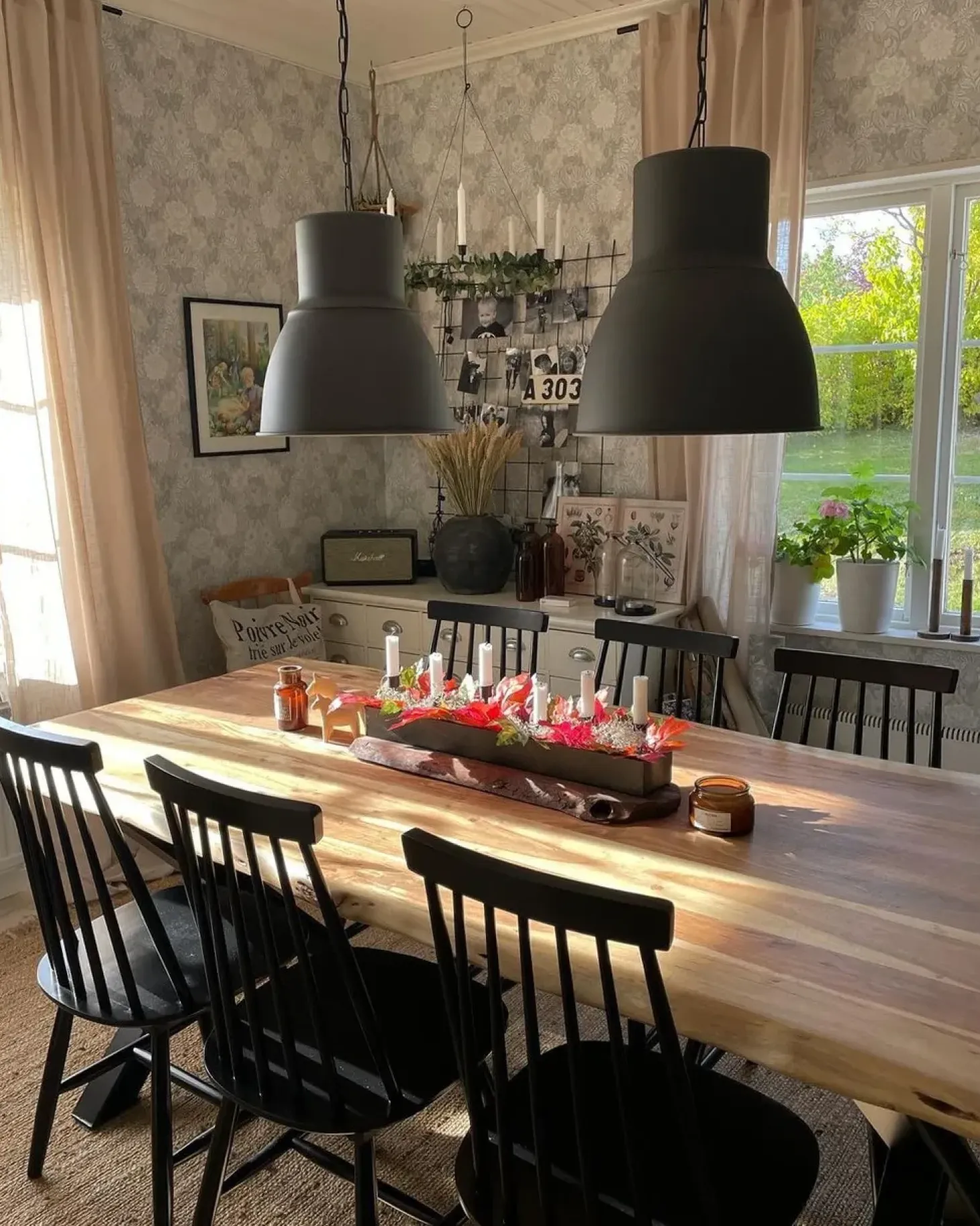 Sæt med 2 spisebordsstole BURBANK Træ Sort