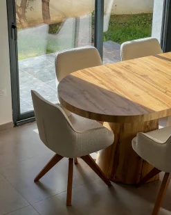 Sæt med 2 spisebordsstole SYLVANIA Boucle Cremehvid