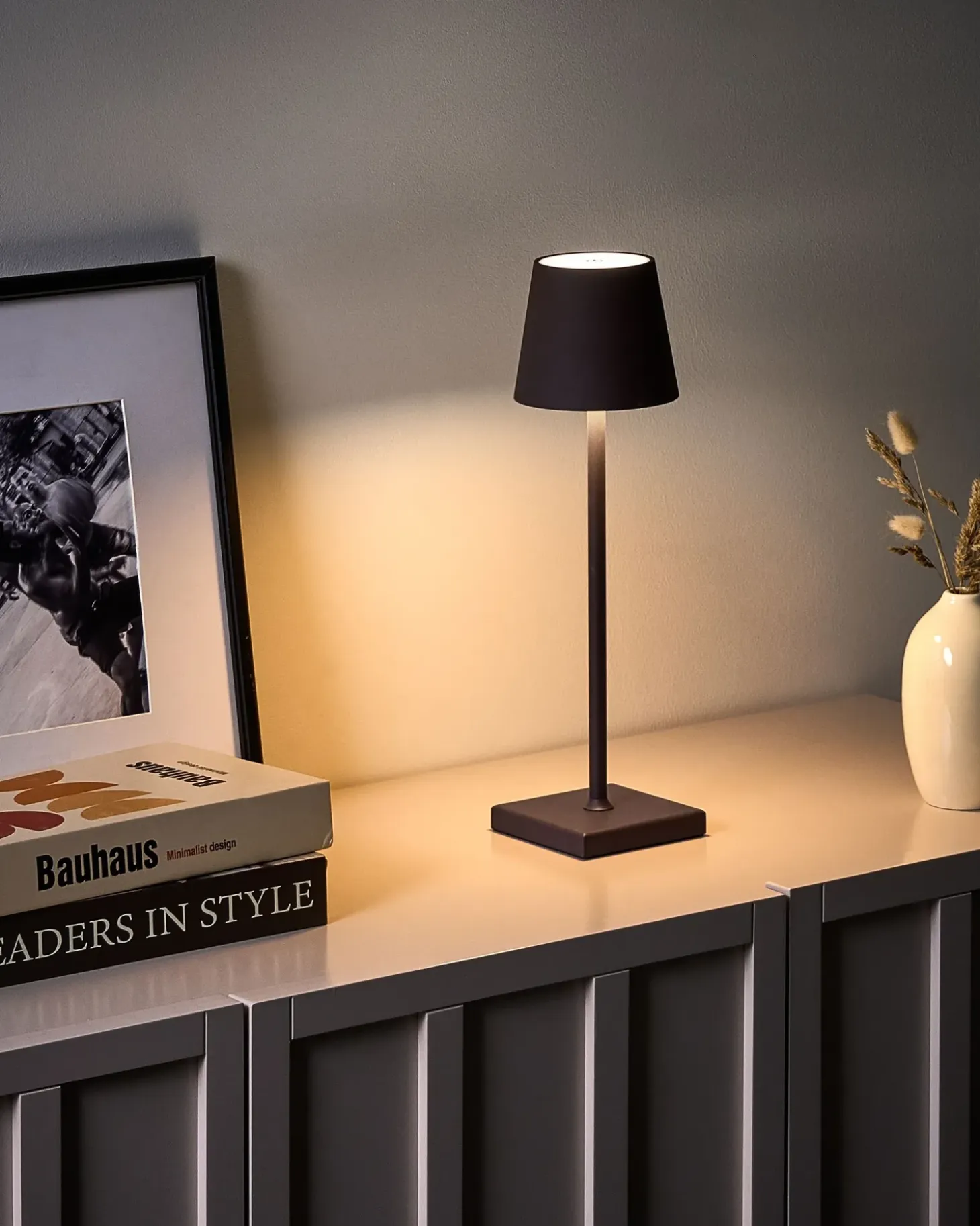 Trådløs LED-bordlampe BACEIRO Med dæmpning Metal Brun