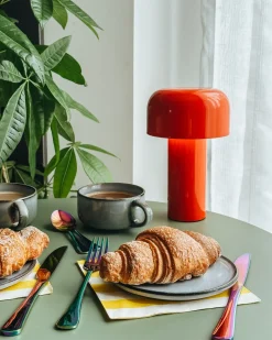 Trådløs LED-bordlampe BESOS Med dæmpning Metal Rød