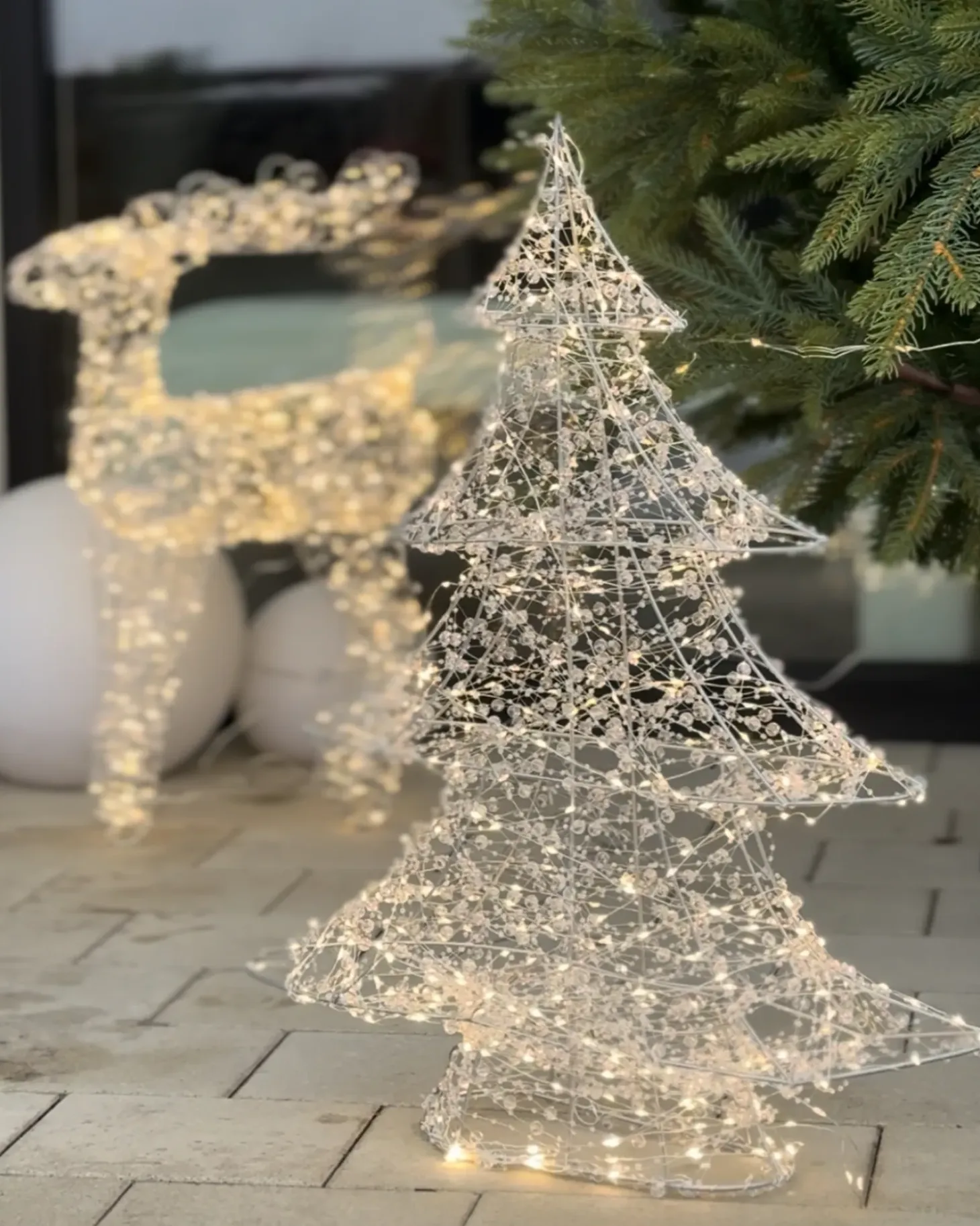 Udendørs dekoration LED BLONDUOS Juletræ 60 cm Sølv