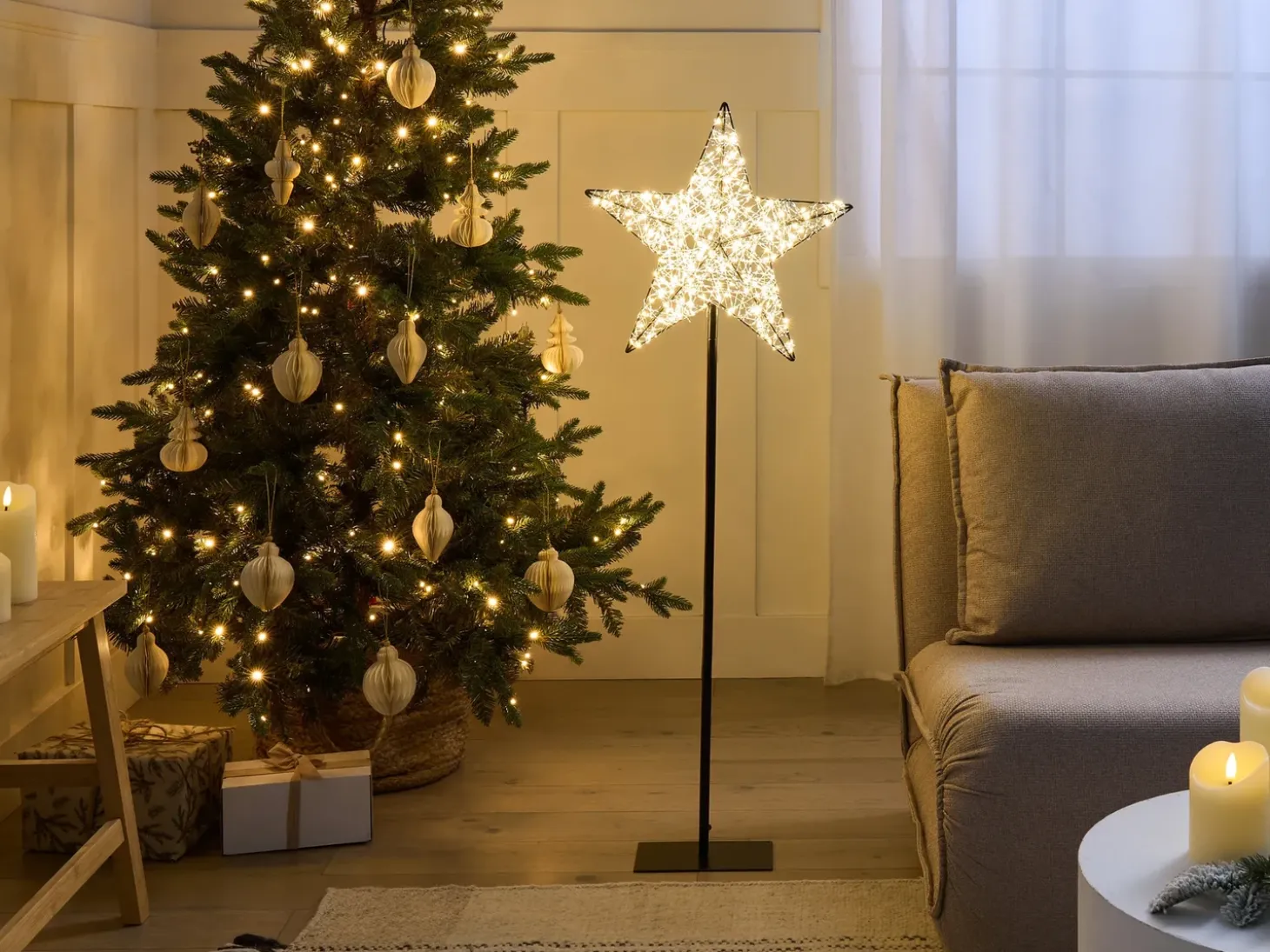Udendørs dekoration LED SANNAN Stjerne 110 cm Sort