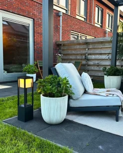 Udendørs LED-bedlampe med solceller LOON Sort