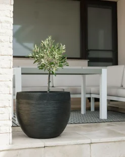 Urtepotte ZAKROS 50 cm Sort