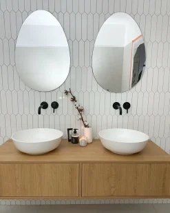 Vægspejl MONTRESOR 50 cm 70 cm Sølv
